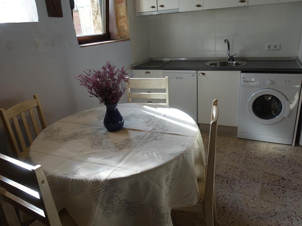 Apartamentos La Dama Azul Ágreda Værelse billede